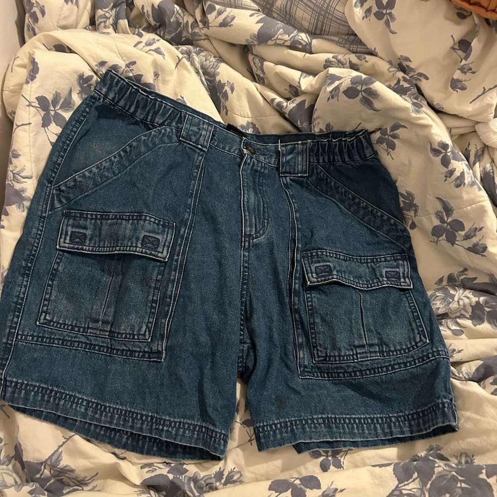 Denim Short with Pockets on the front